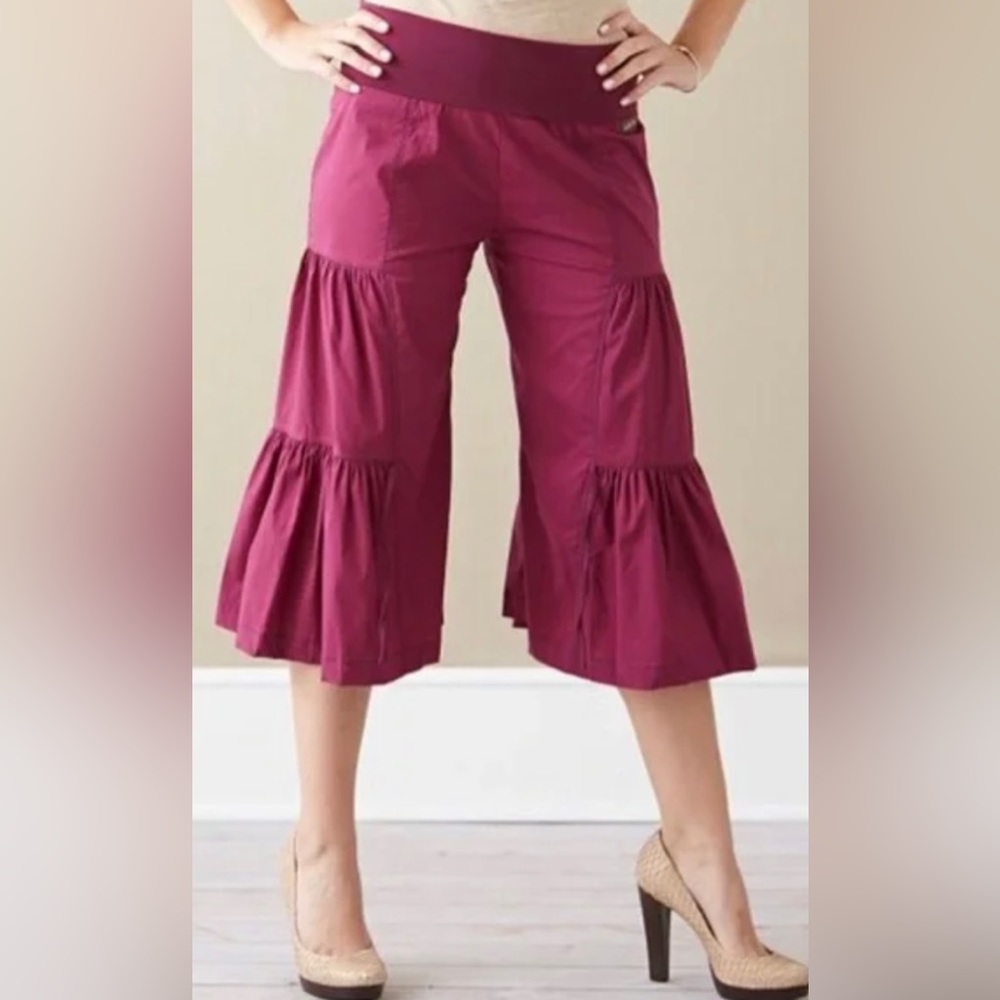 Matilda Jane Palazzo Pants Small Capris Cropped Elastic Waist Cranberry Red